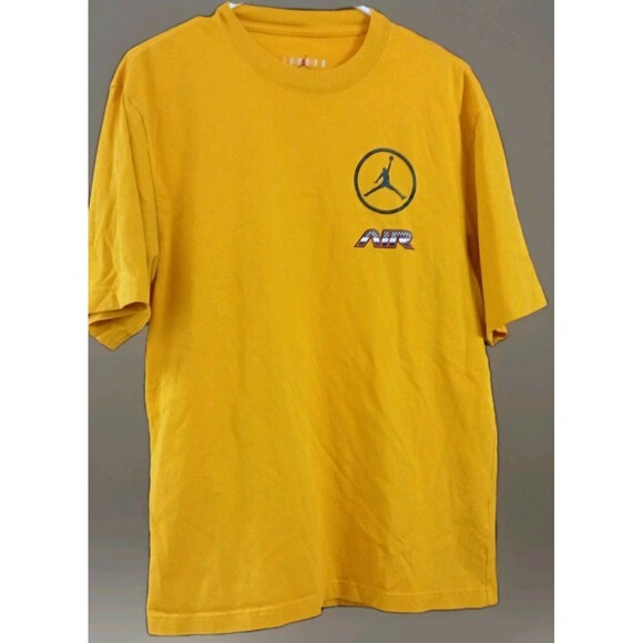 Nike Air Jordan Sport DNA T-Shirt Men’s Small Yellow 23 Signature Graphic Retro - Picture 1 of 7